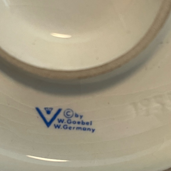 Hummel Figurine Goebel Blessed Event 333 Germany Baby Shower 1955 vtg W. - Picture 15 of 16